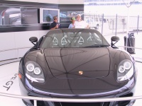 Carrera_GT_full_front_with_Jessica.jpg